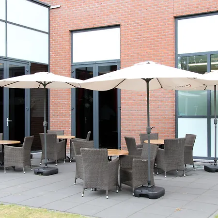 Bastion Hotell 3*